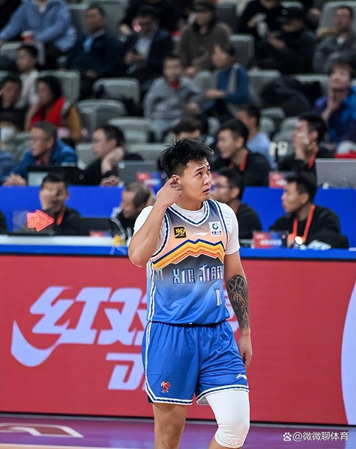 九游体育直播-包含今夜全明星赛传出新动向，广州队伤情更新，管理层表态——悬念犹存，年轻球员得到机会的词条