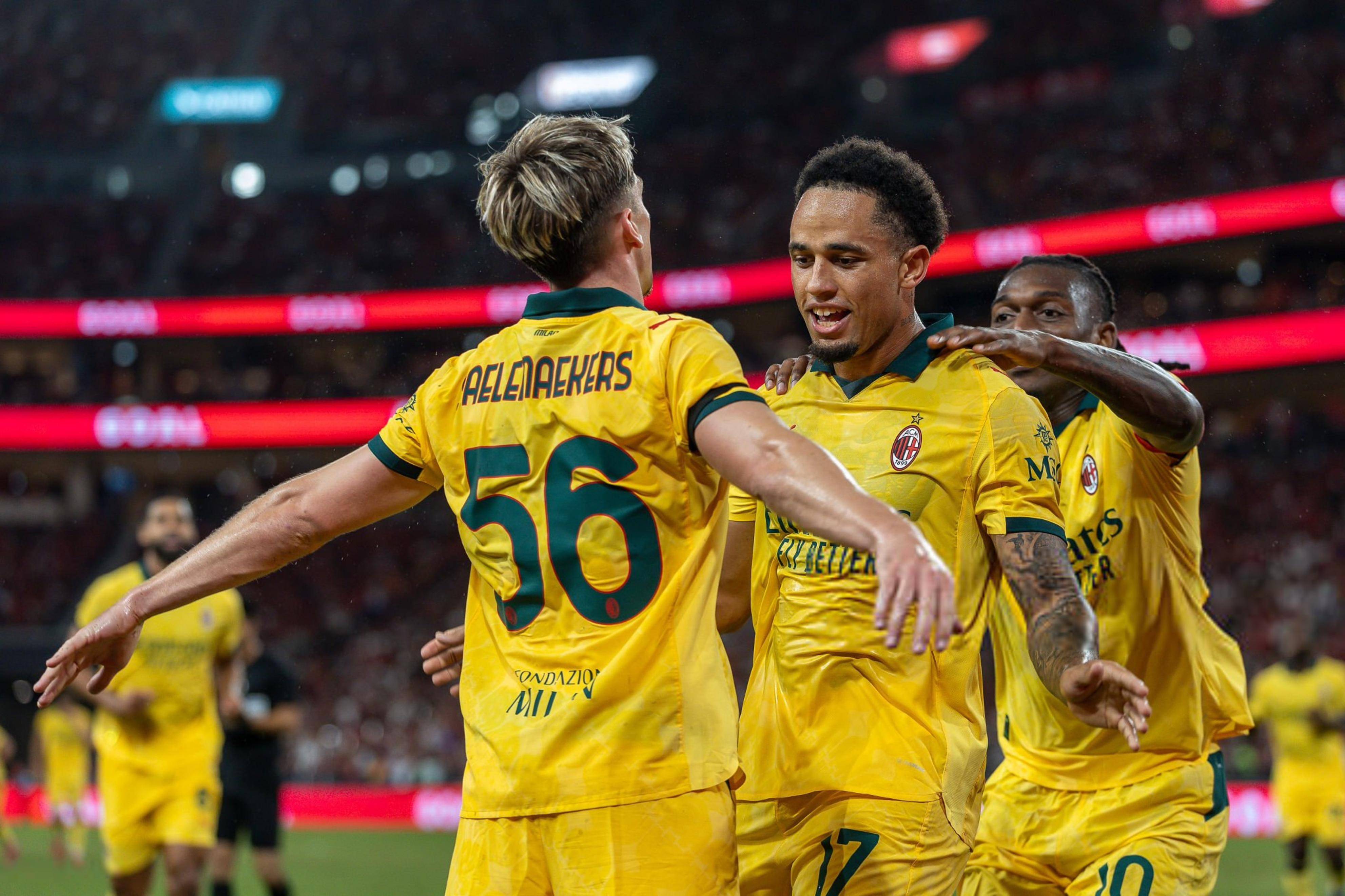 Jiuyou Sports-AC米兰训练开放日；国际比赛日临场应变引欢呼；葡超在即；团队化学反应显著的简单介绍